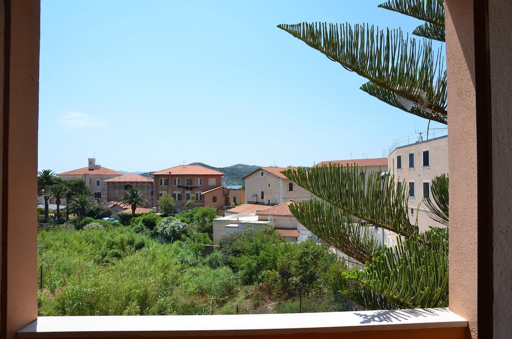 Marina Hotel